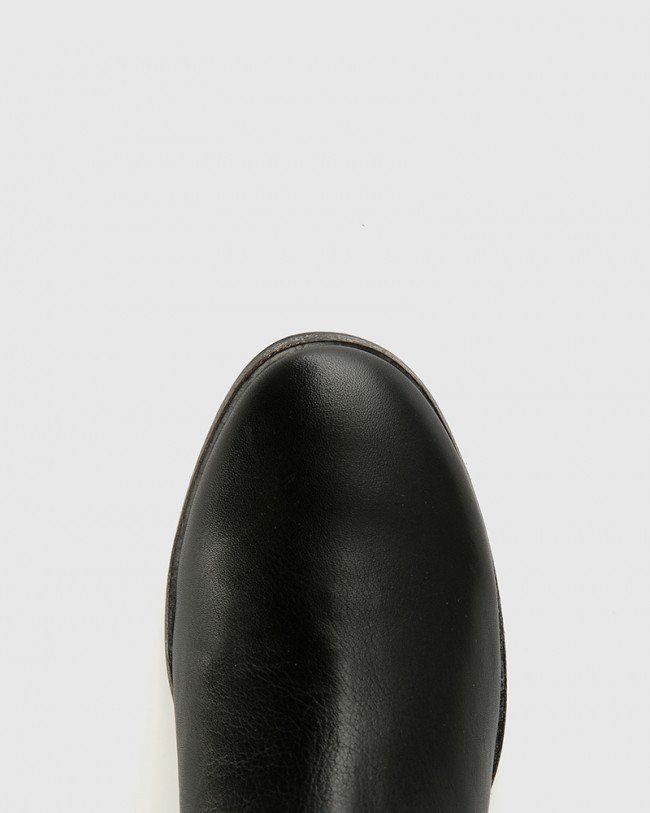 Wittner Memphis Black Leather and Suede Gusset Ankle Boot