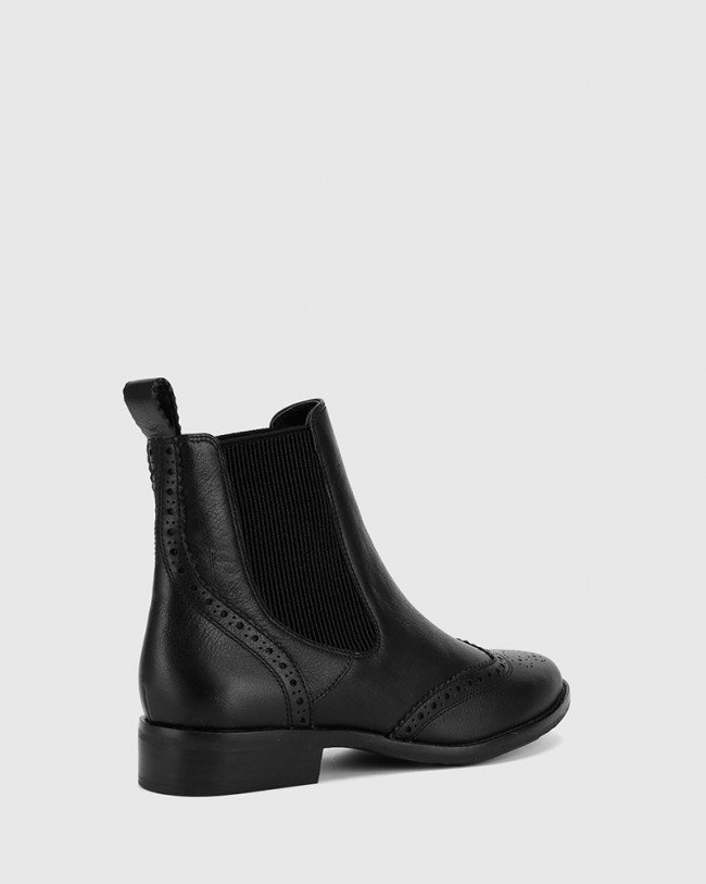 Wittner Camilo Black Scotch Leather Round Toe Ankle Boot