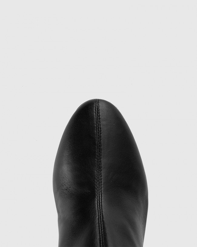 Wittner Aleshia Black Leather Block Heel Ankle Boot