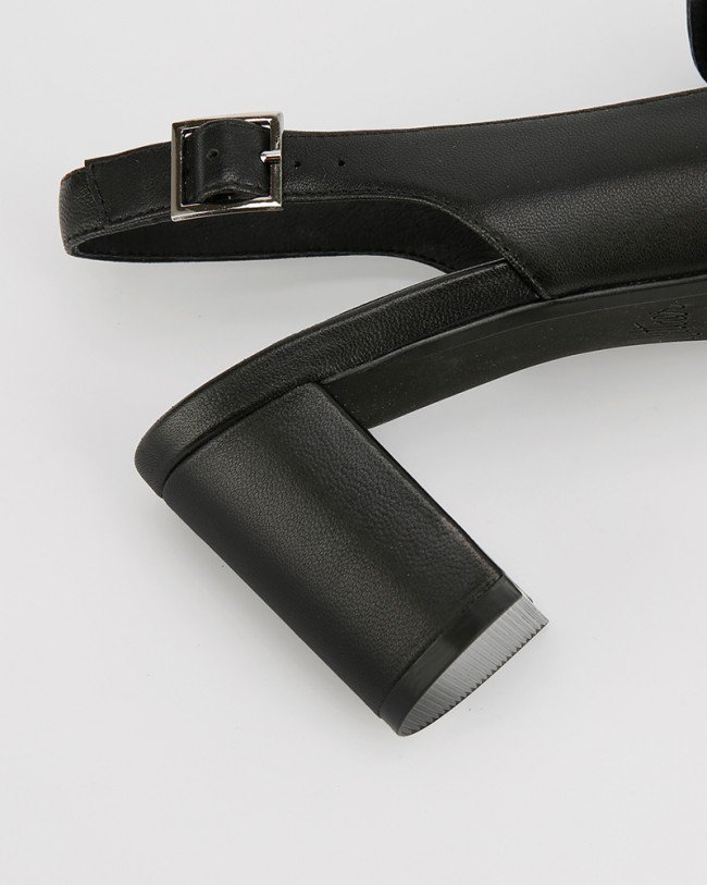 Wittner Danae Black Leather Stud Detail Slingback Heel