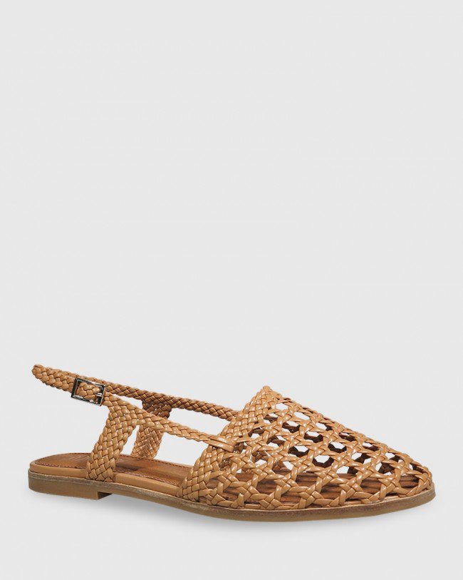 Wittner Amora Tan Weave Closed Toe Flat