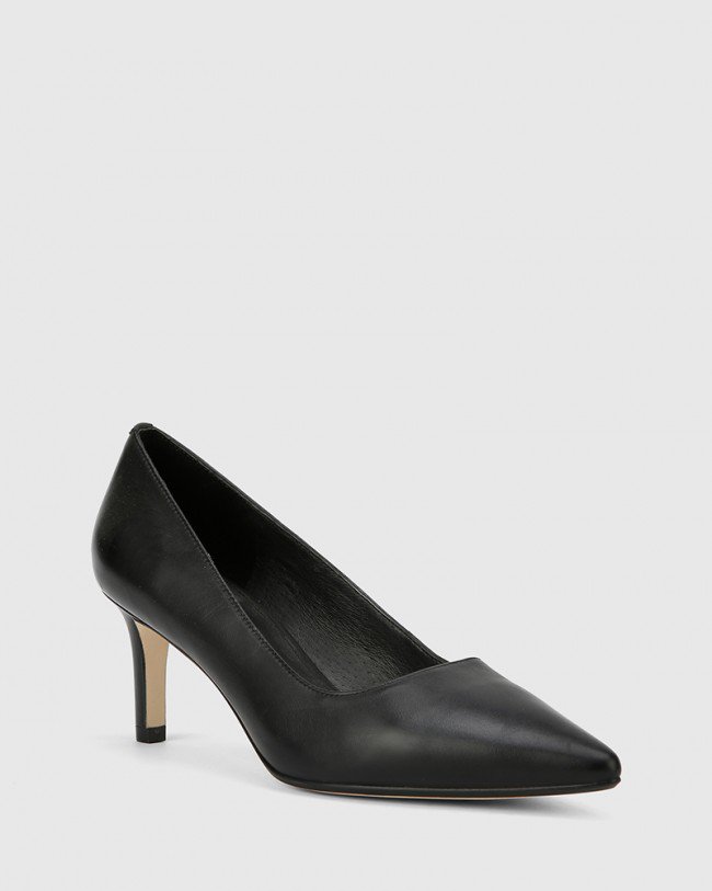 Wittner Delores Black Leather Pointed Toe Kitten Heel
