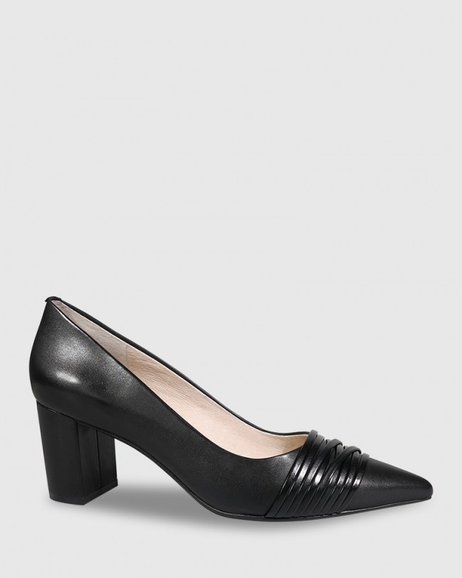 Wittner Darlin Black Leather Block Heel