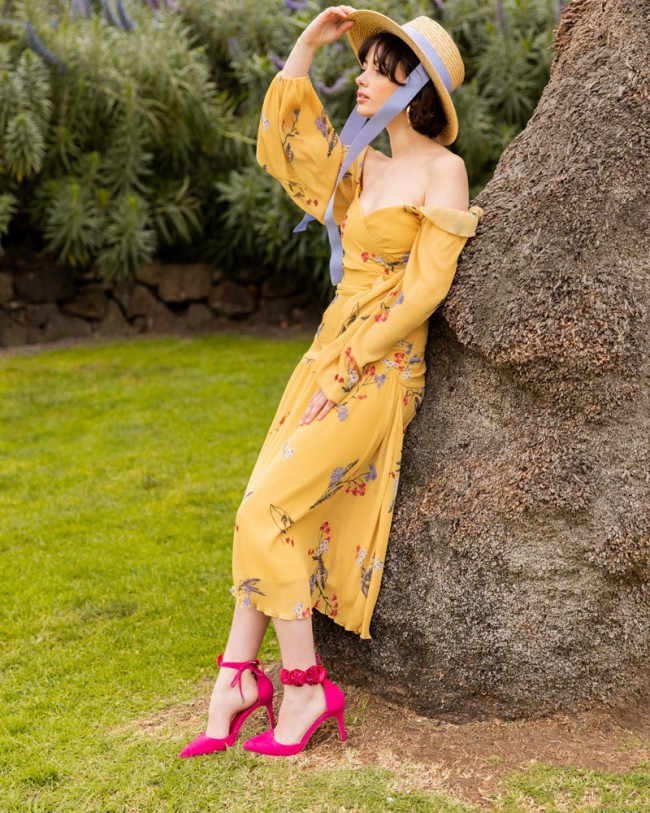 Wittner Helenka Hot Pink Suede Flower Detail Stiletto Heel