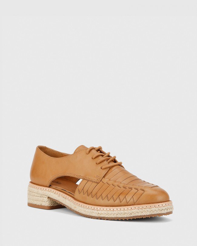 Wittner Maiya Tan Burnished Leather Lace Up Flat