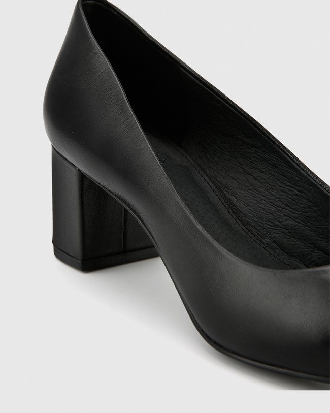 Wittner Liona Black Leather Pointed Toe Mid Heel