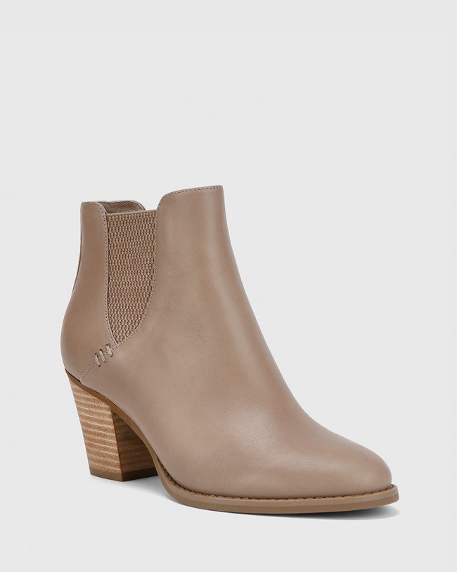 Wittner Kessie Stone Leather Round Toe Stack Heel Ankle Boot