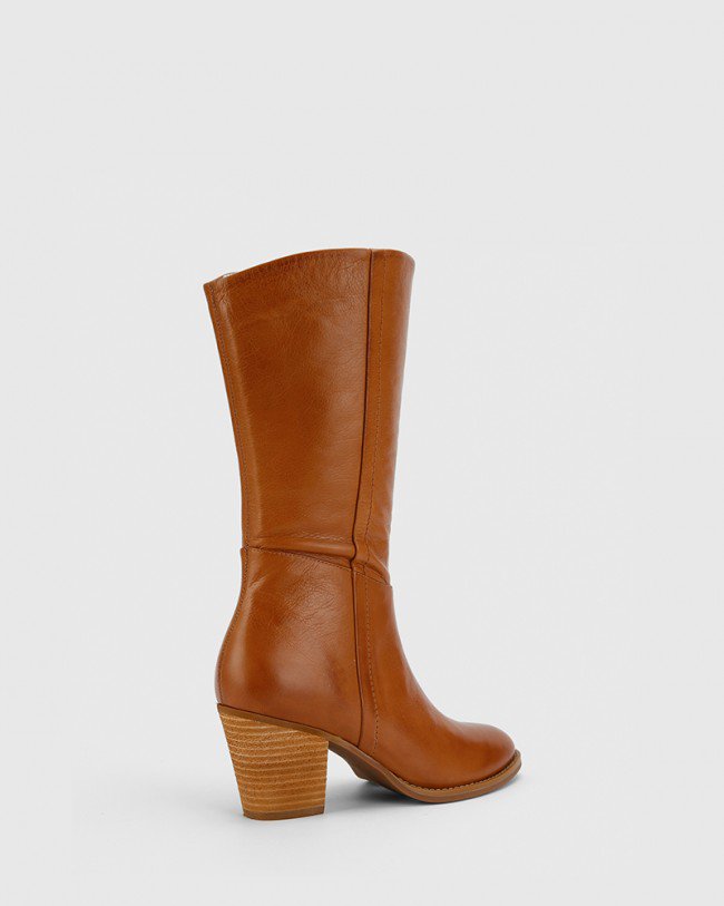 Wittner Keddy Cognac Leather Round Toe Block Heel Boot