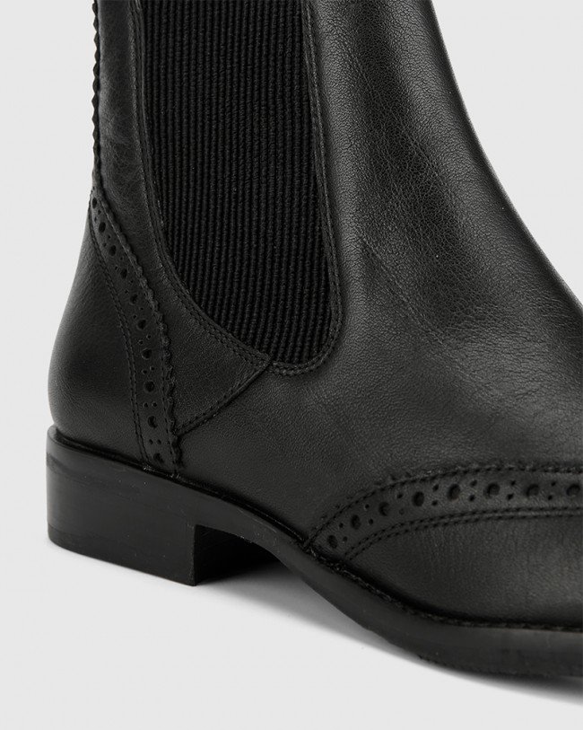 Wittner Camilo Black Scotch Leather Round Toe Ankle Boot