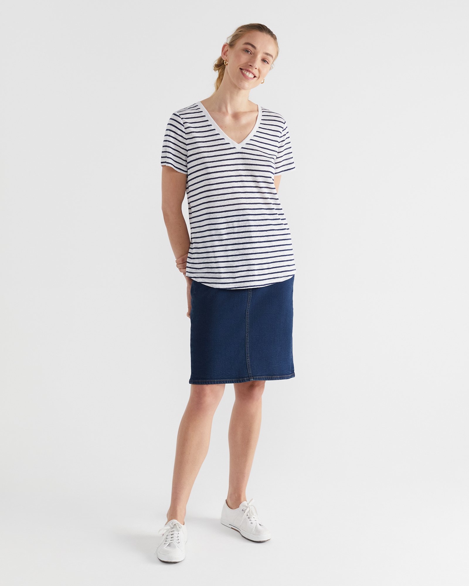 Tonia V Neck Linen Tee