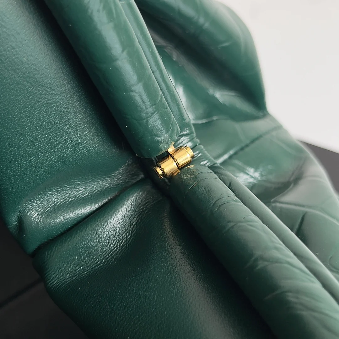 BV - Узор под крокодиловую кожу - Сумка-облако - Изумрудно-зеленый