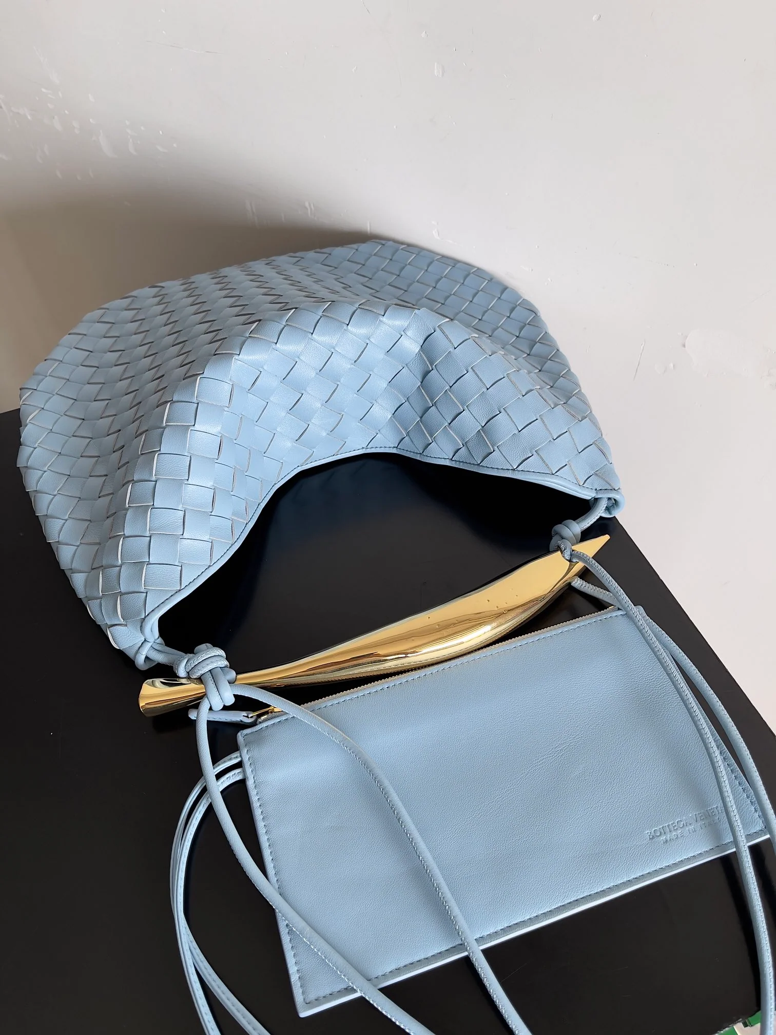 Сумка BV Sardine с латунной ручкой - Большая - Синяя