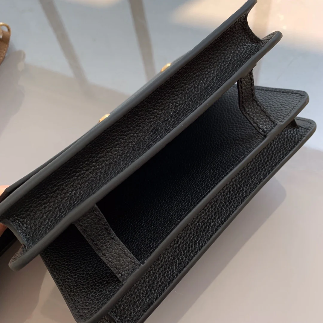 Сумка Burberry Title Talte, маленькая, черная.