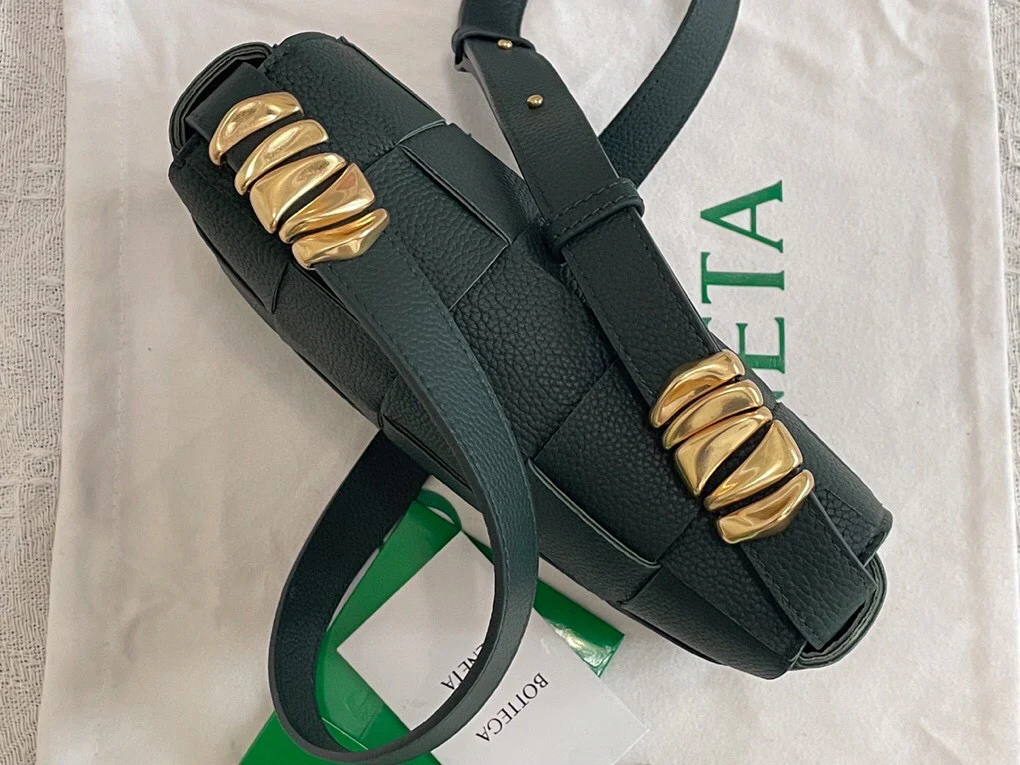 Кассета BV - зернистая телячья кожа - подкладка из телячьей кожи - 23x15x5 см