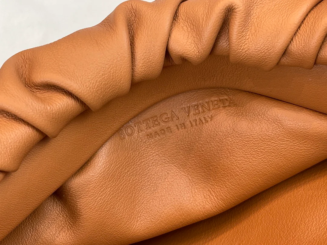 Сумка-клатч BV The Chain Pouch Cloud Bag - 31x12x16 см - 2 шт.