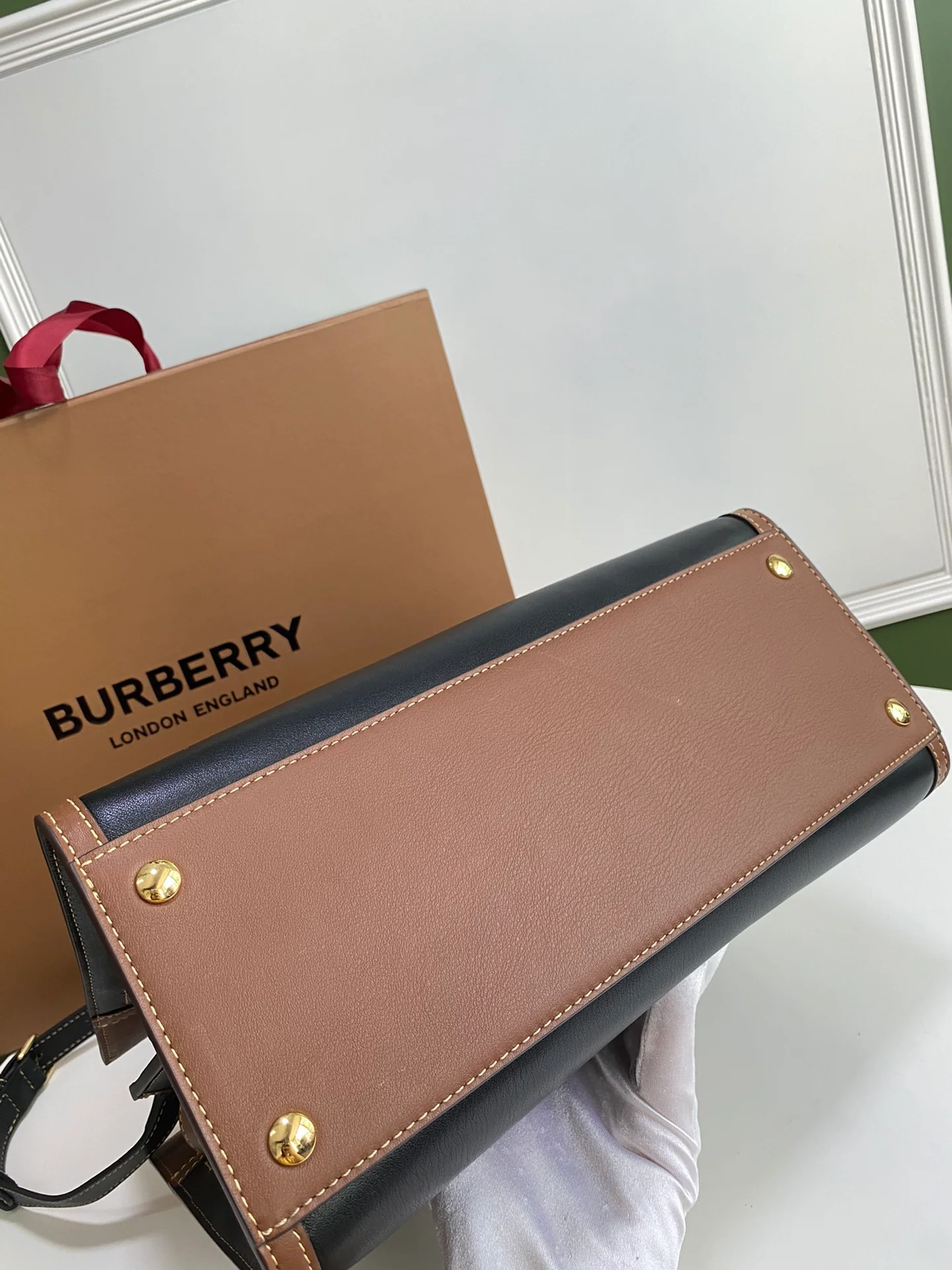 Burberry - название - сумка Teller - винтажная - ретро клетчатый узор - 1