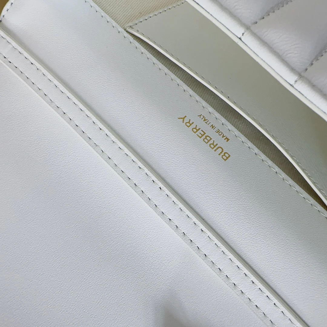 Сумка через плечо Burberry Lola из овечьей кожи - белая