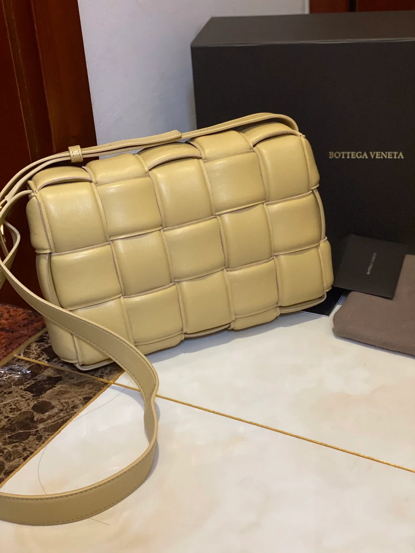 Чехол для кассет BV из плетеной кожи/держатель для карт/яичная кожа/25х15х4 см