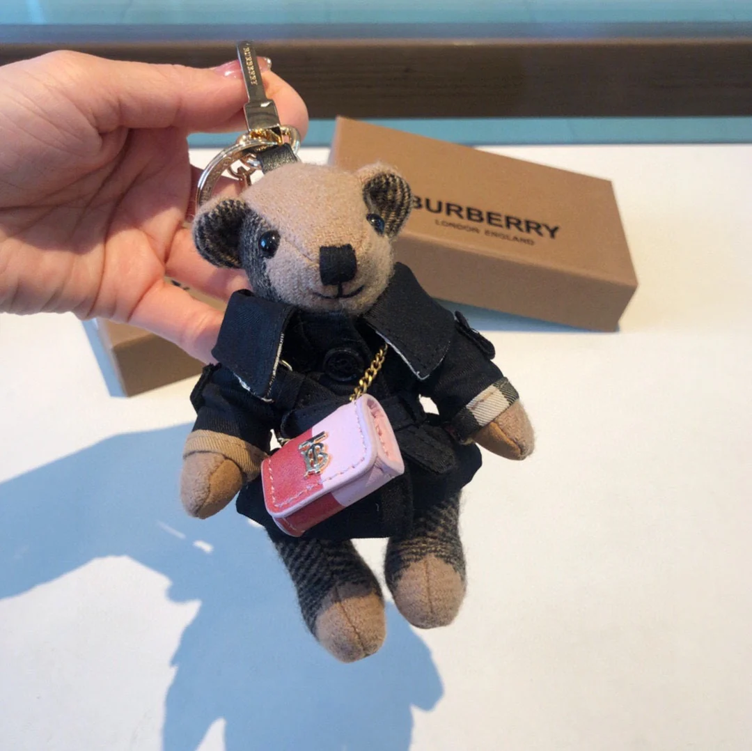 Burberry - Подвеска в виде медведя в виде тренча - Черная