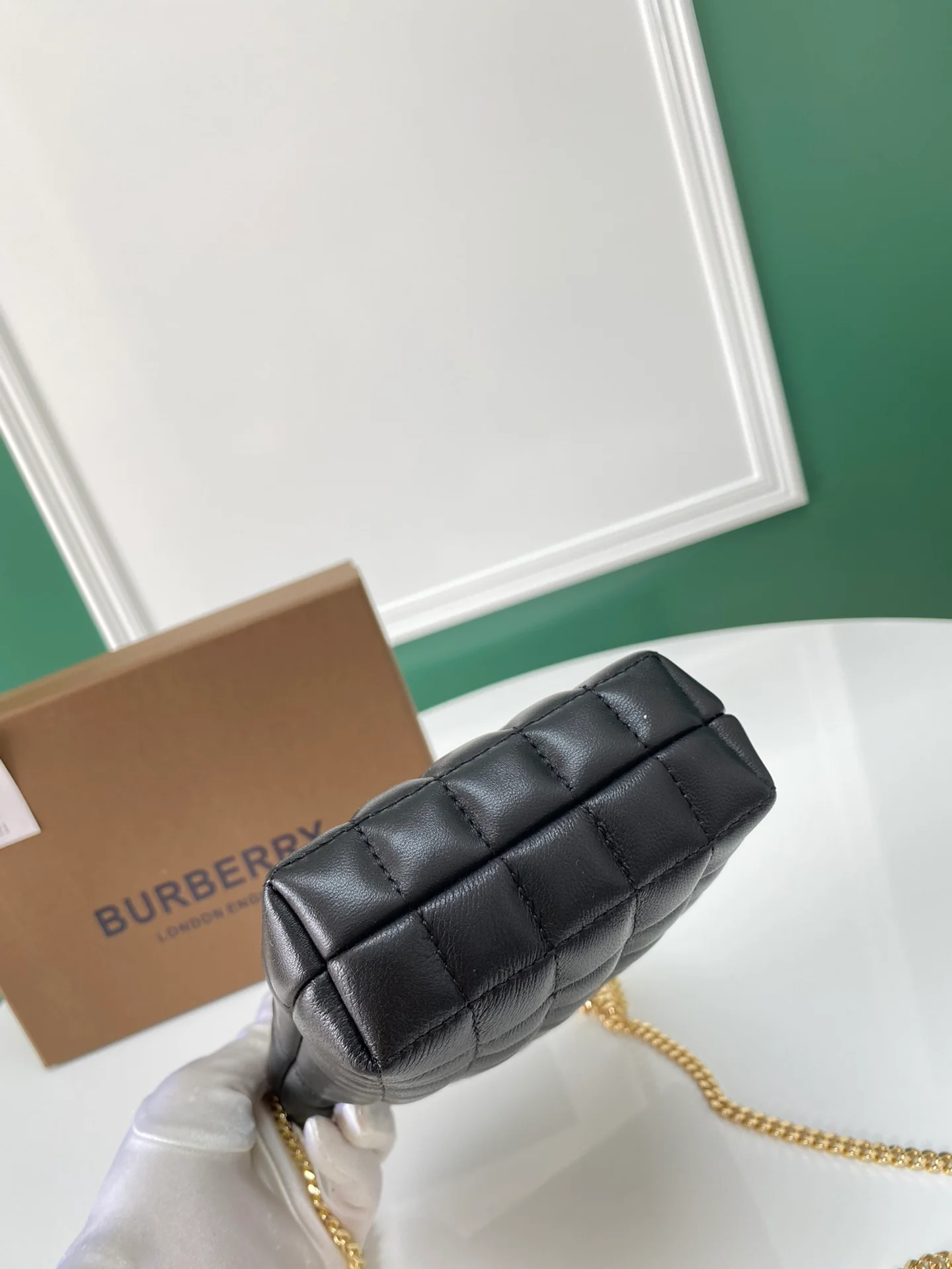 Сумка Burberry Lola - черная