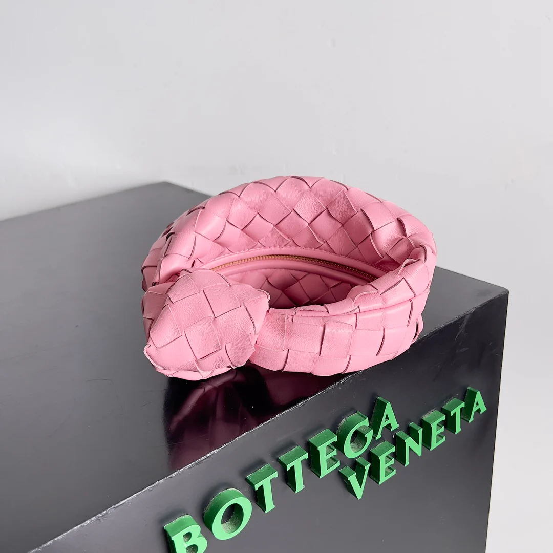 Сумочка BV Jodie, мини, персиково-розовая.