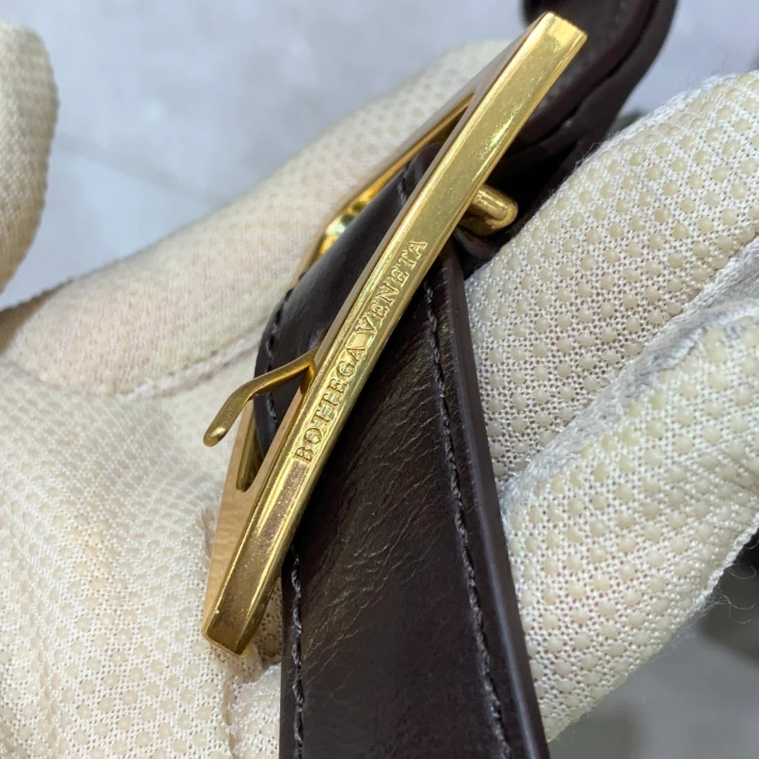 Плетеная сумка для кассет BV из телячьей кожи, 26х18х8 см.