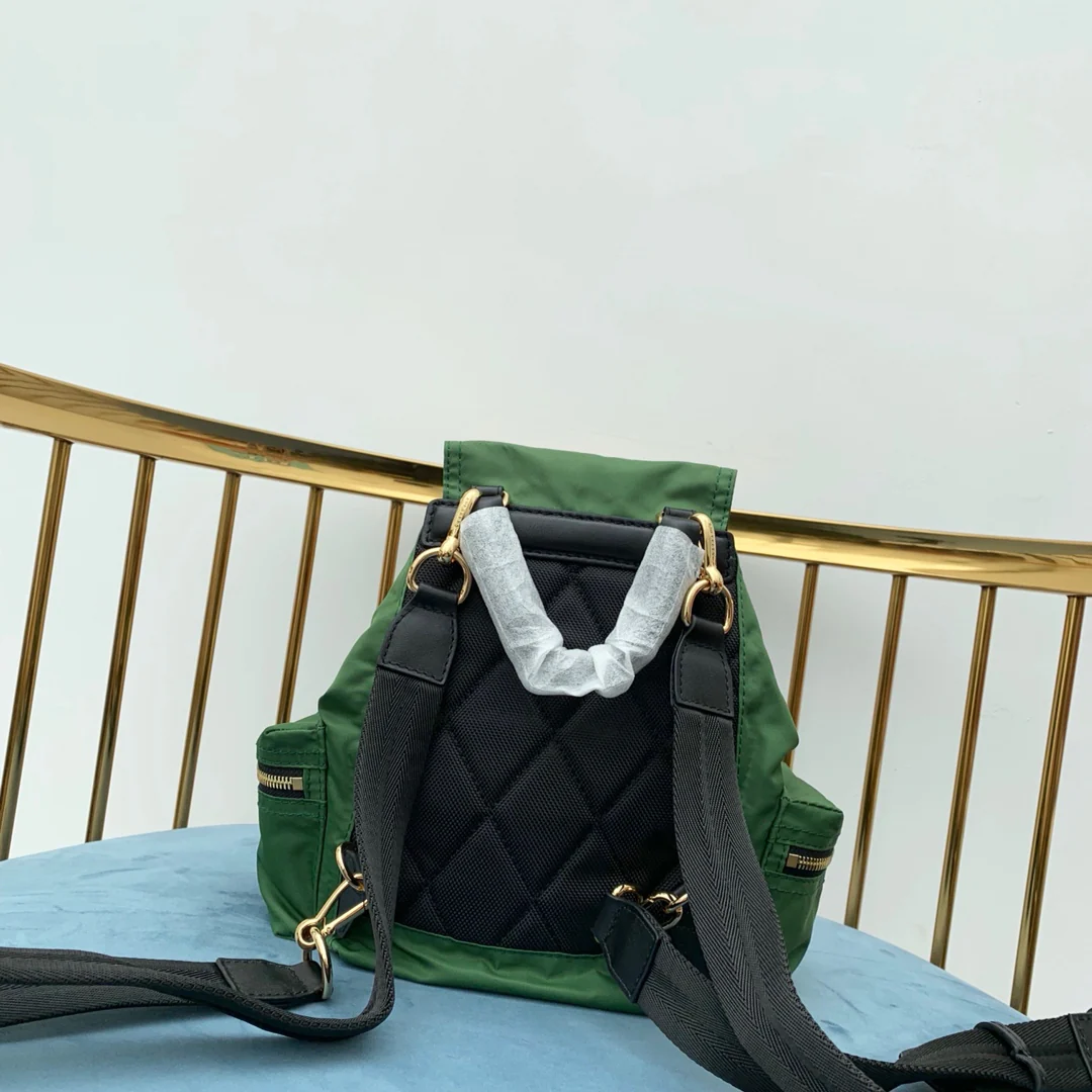 Burberry - Усовершенствованный военный рюкзак - Зеленый