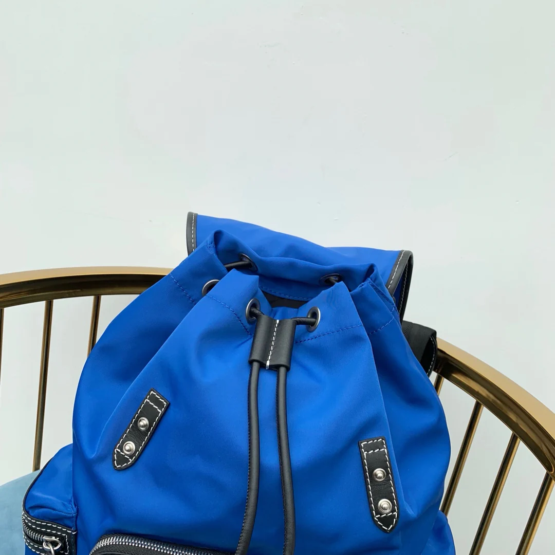 Burberry - Новинка мужского рюкзака в стиле милитари - Синий