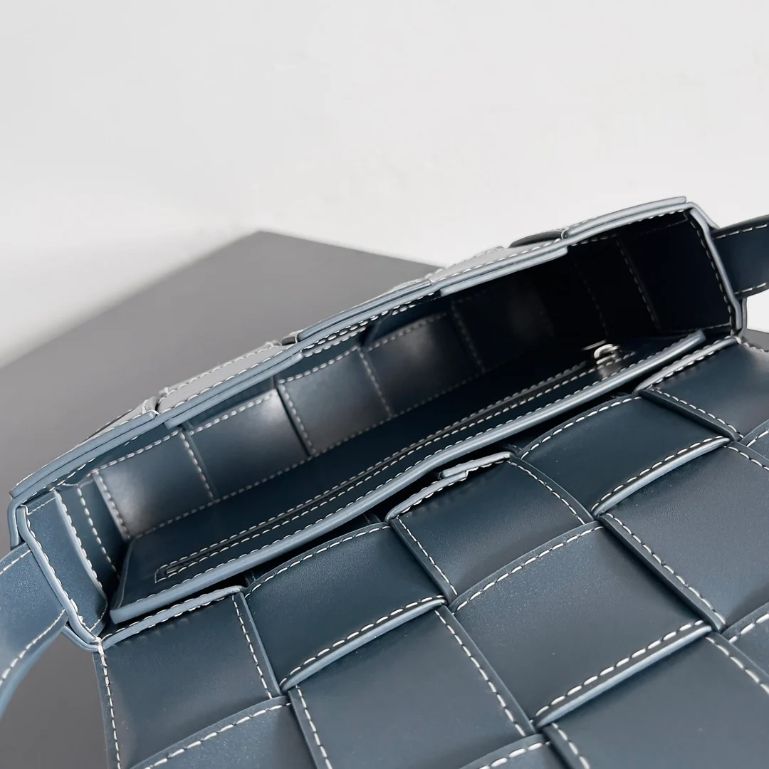 Кассета BV - Кожа с прошивкой - Сумка - Синяя