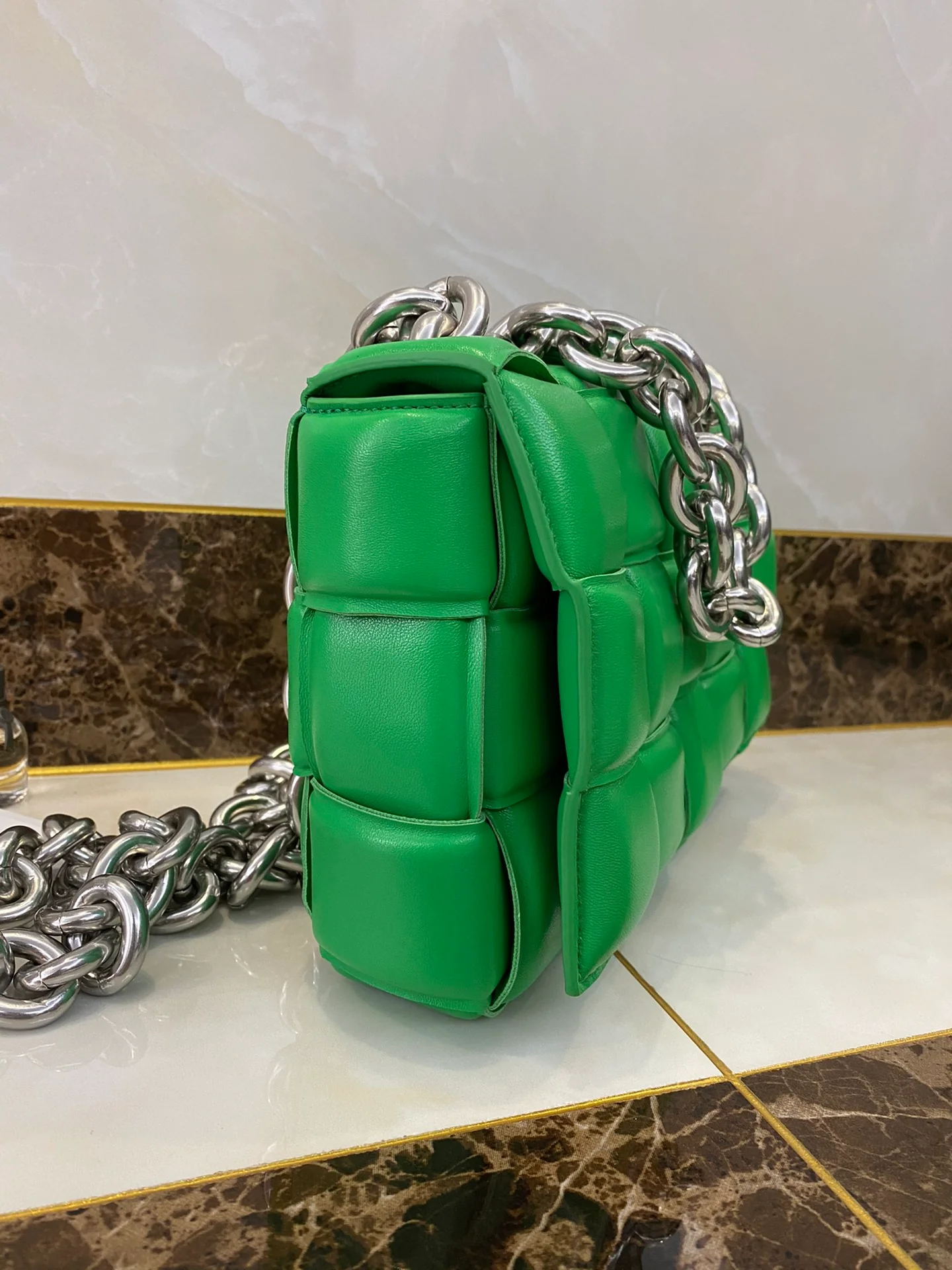 Сумка для кассет BV из овечьей кожи, 27х10х18 см.