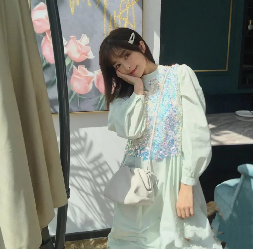 Сумка BV Cloud Bag - Фотографии в ней