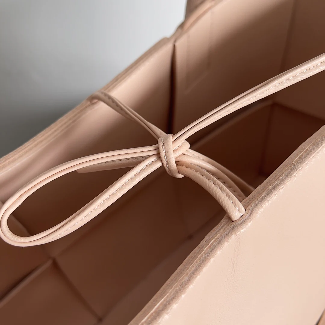 Прямоугольная сумка-шоппер BV - Большая - Розовая