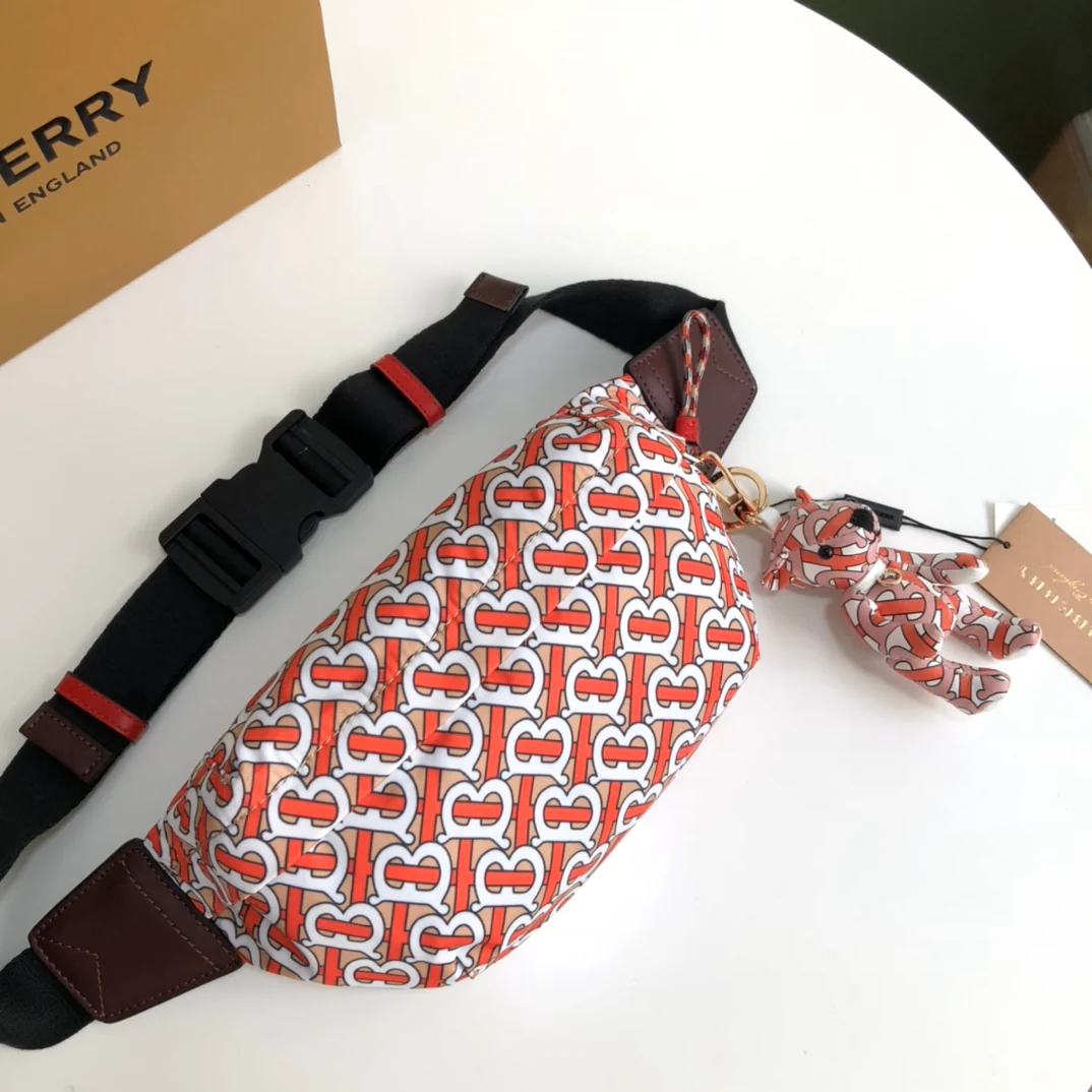 Burberry — последняя версия с полноцветным принтом на Taobao — поясная сумка