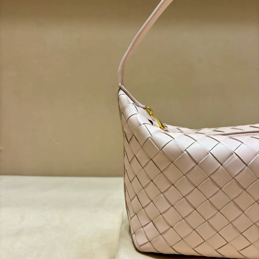 Сумка-бенто из кожи ягненка BV-Nappa - розовый