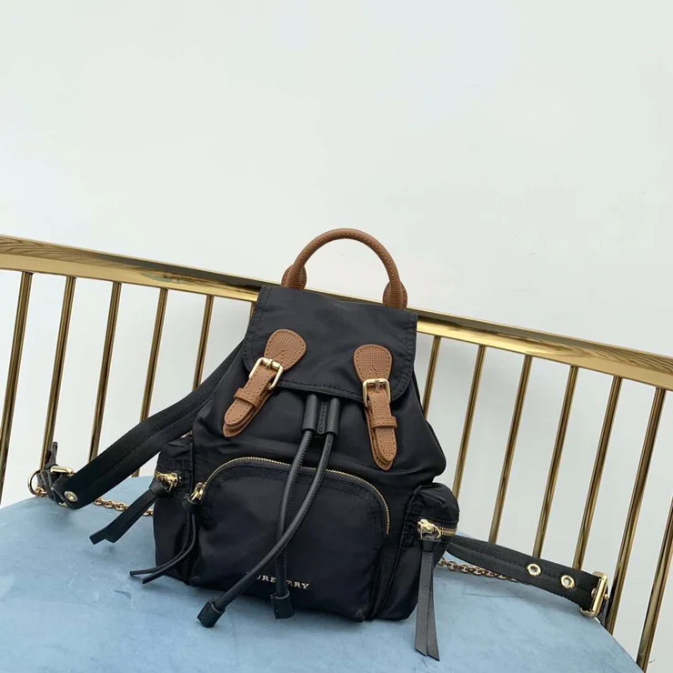 Рюкзак Burberry в военном стиле - черный - маленький размер