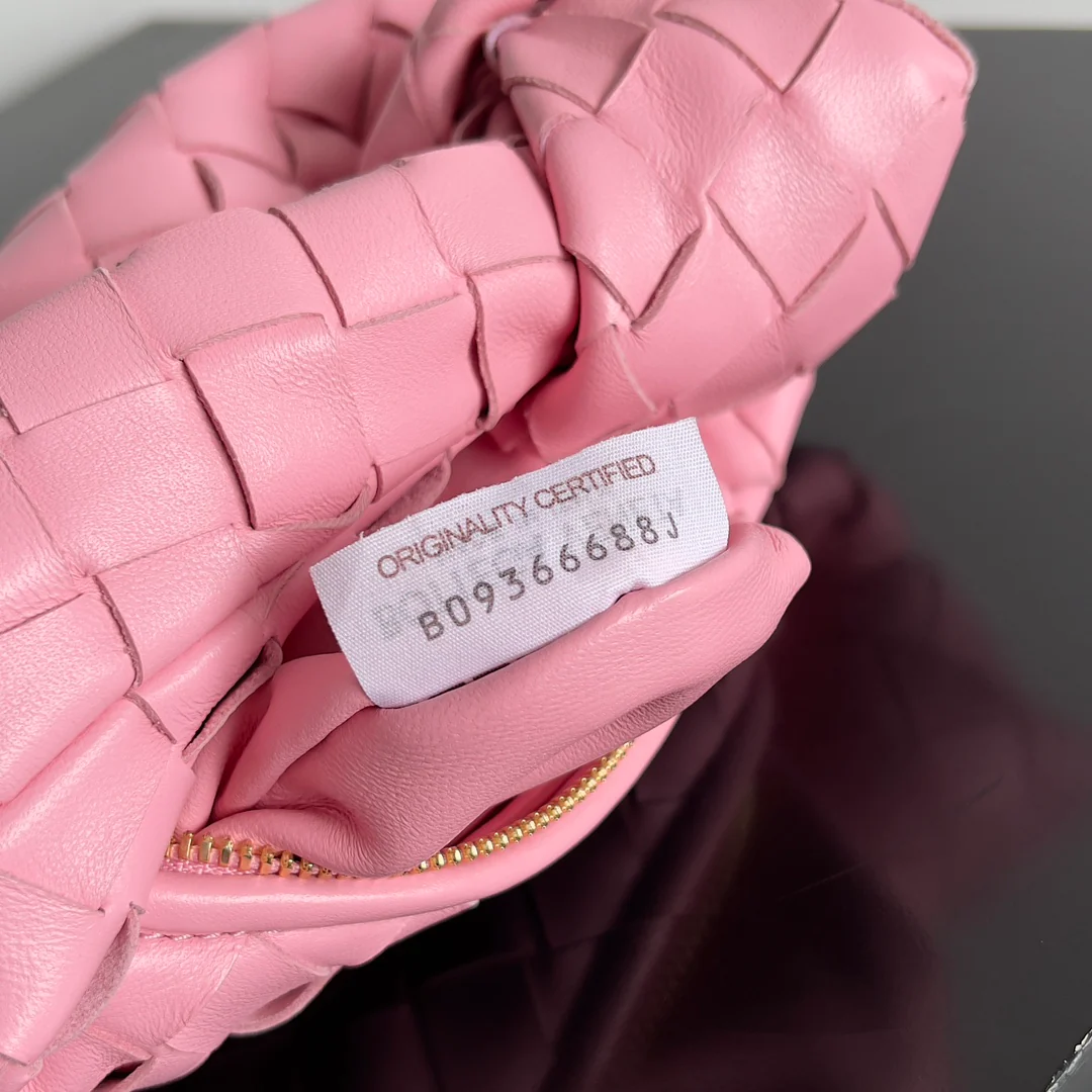 Сумочка BV Jodie, мини, персиково-розовая.