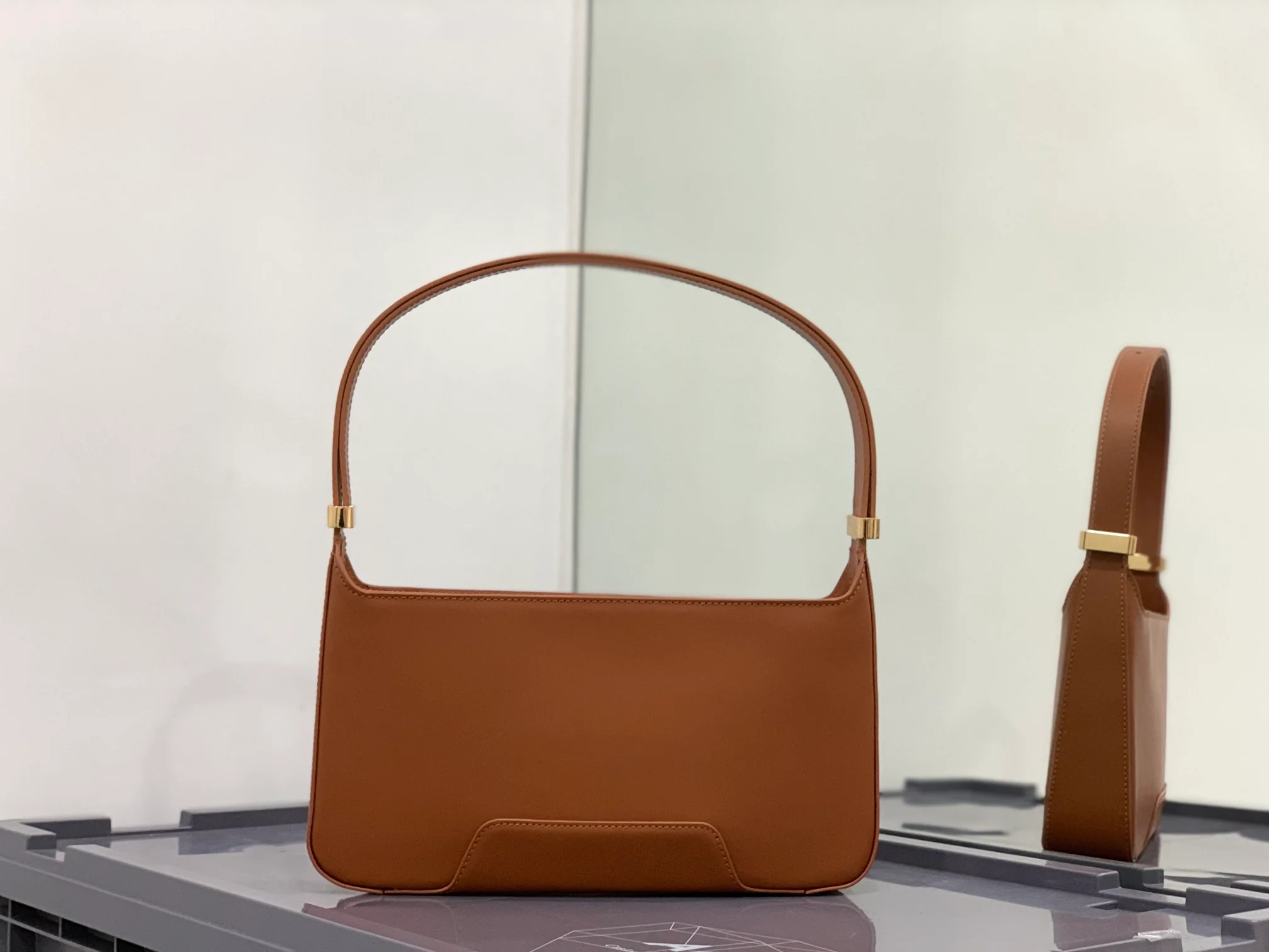 Burberry - Новая сумка через плечо TB - Коричневая