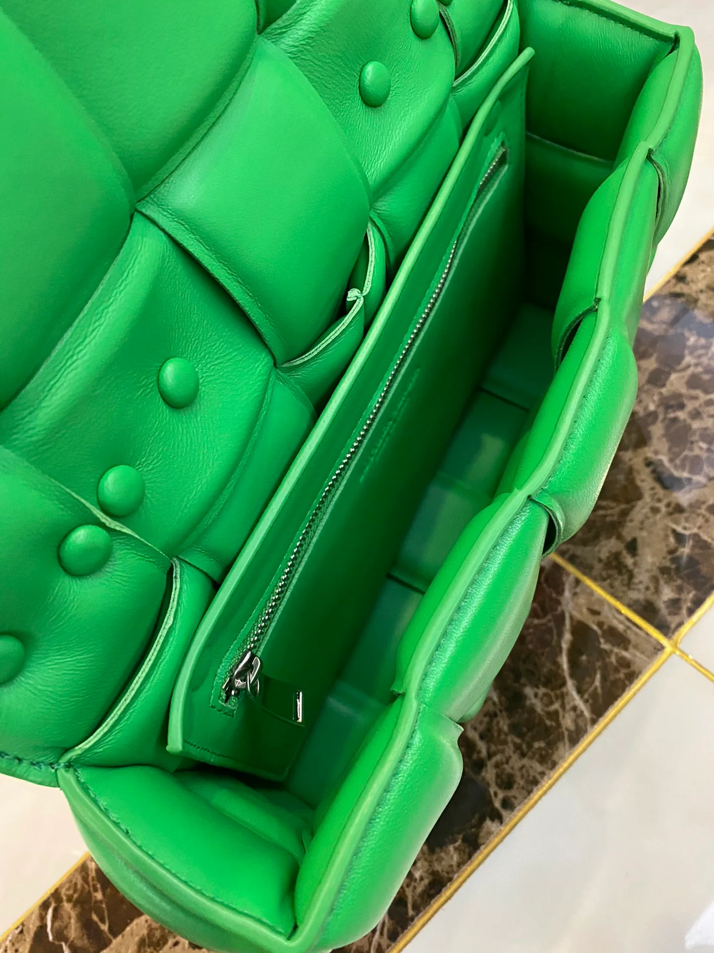 Сумка для кассет BV из овечьей кожи, 27х10х18 см.