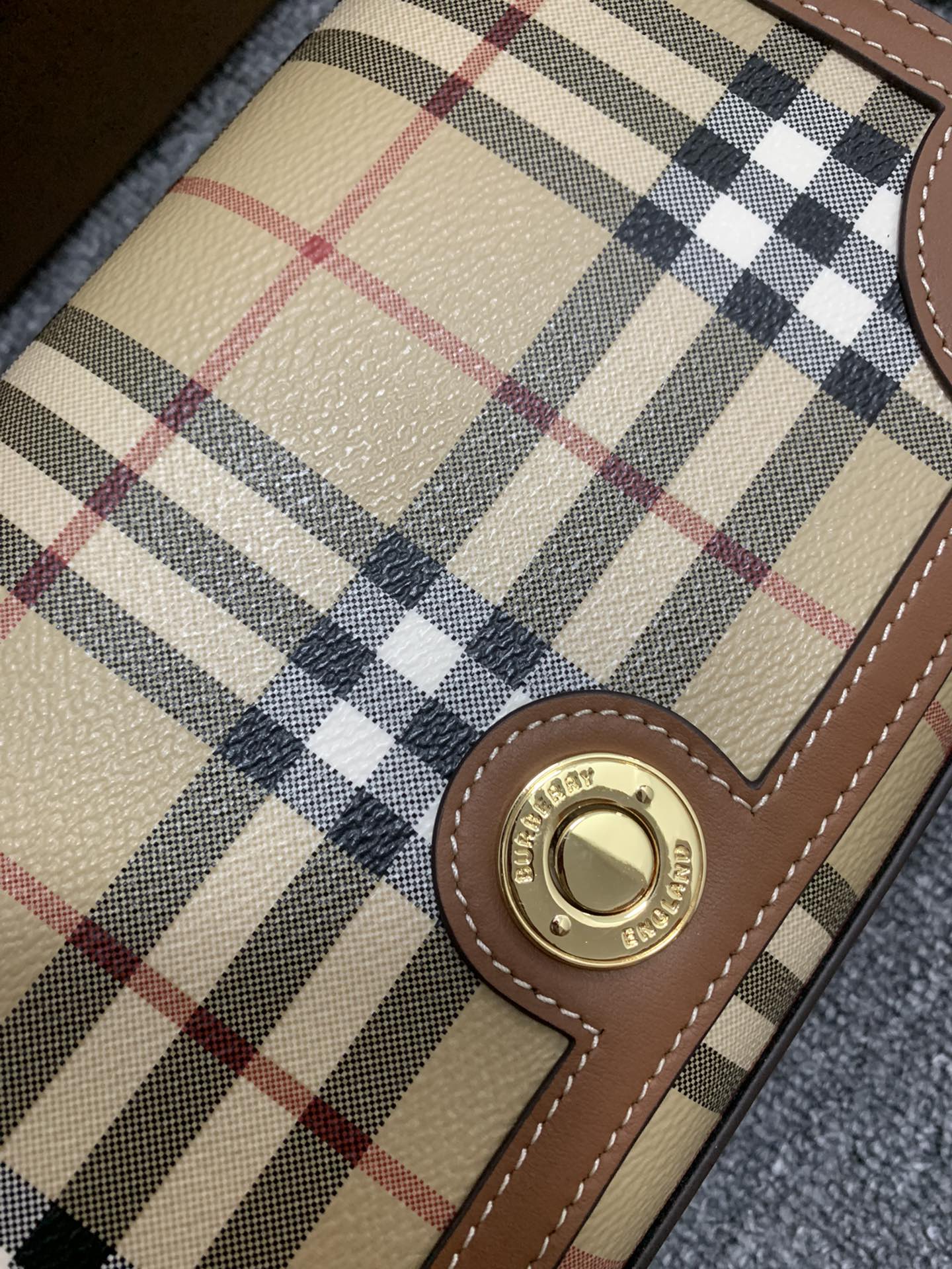 Сумка-багет Burberry Retro Check