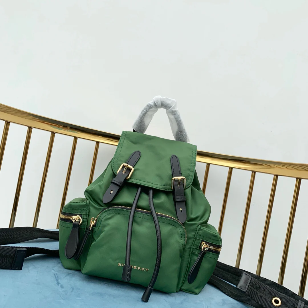 Burberry - Усовершенствованный военный рюкзак - Зеленый