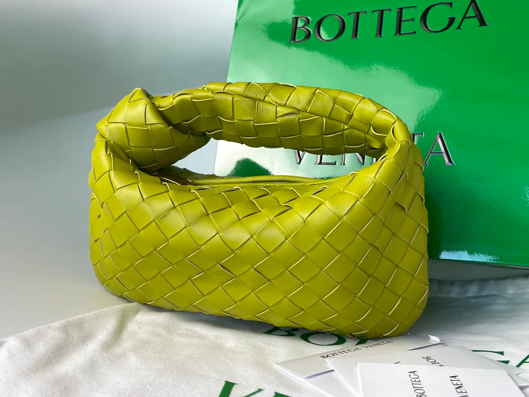 Сумка BV Mini Jodie Croissant Bag, s27x9x23cm-7