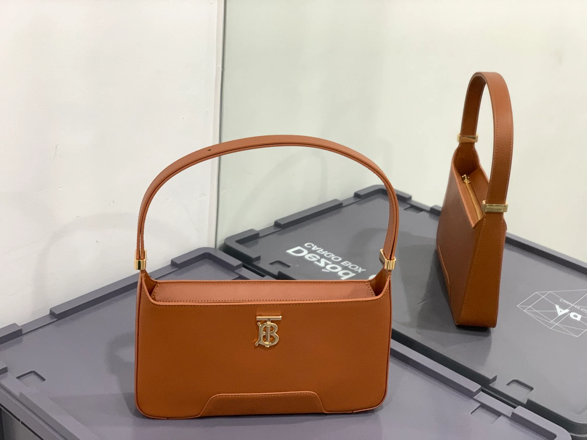 Burberry - Новая сумка через плечо TB - Коричневая