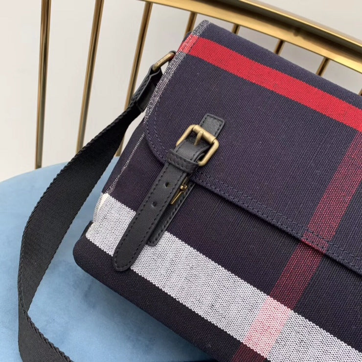 Burberry - Унисекс - Сумка-мессенджер в британском стиле - Синяя