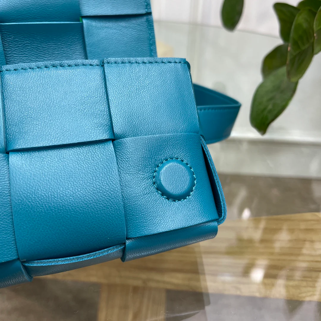 Поясная сумка BV из плетеной ткани, овечья кожа, 17 см, 5х9 см, 3 см.