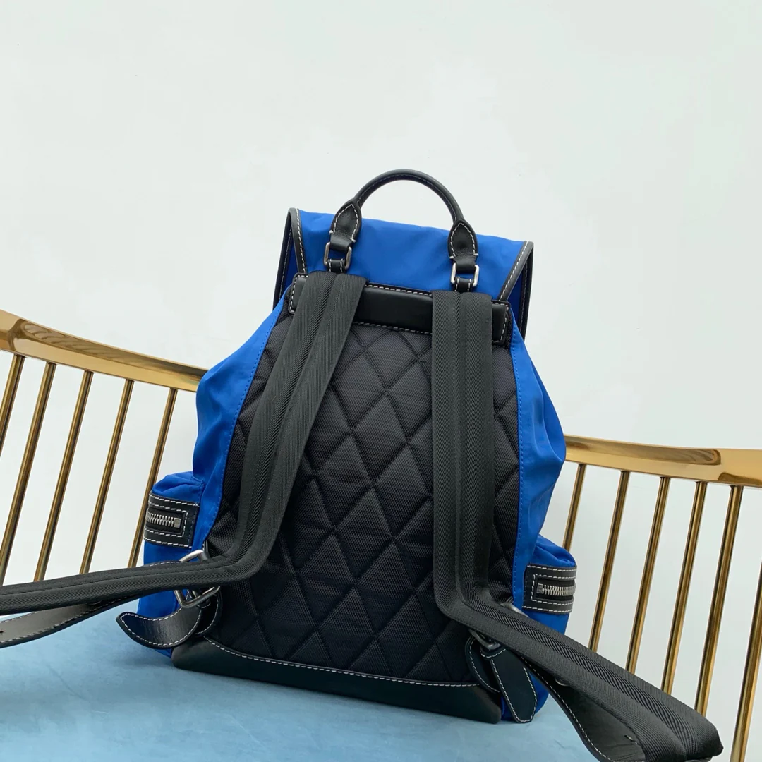 Burberry - Новинка мужского рюкзака в стиле милитари - Синий