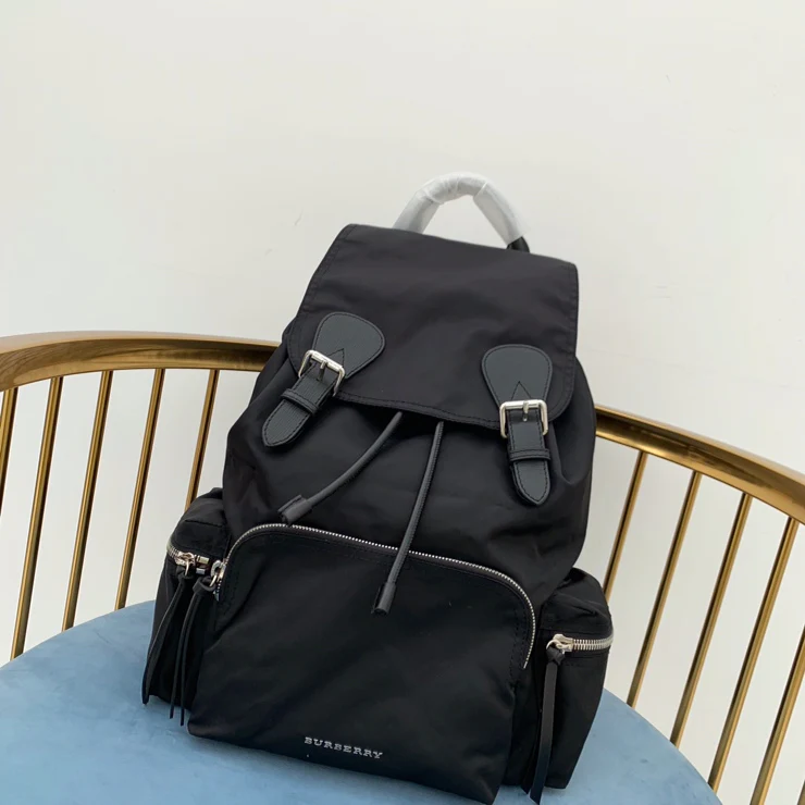 Рюкзак Burberry в военном стиле - черный - 1 шт.