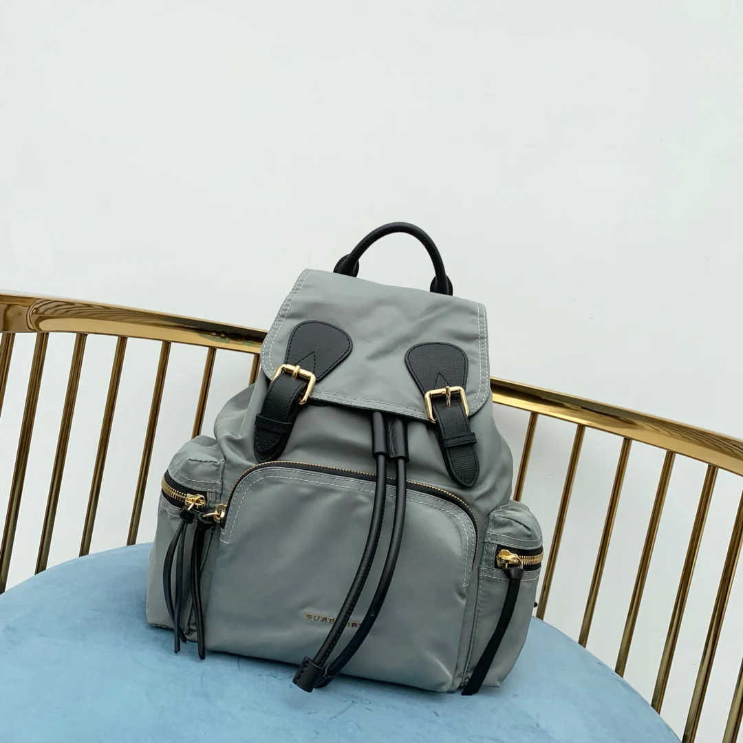 Рюкзак Burberry в военном стиле - серый - средний размер