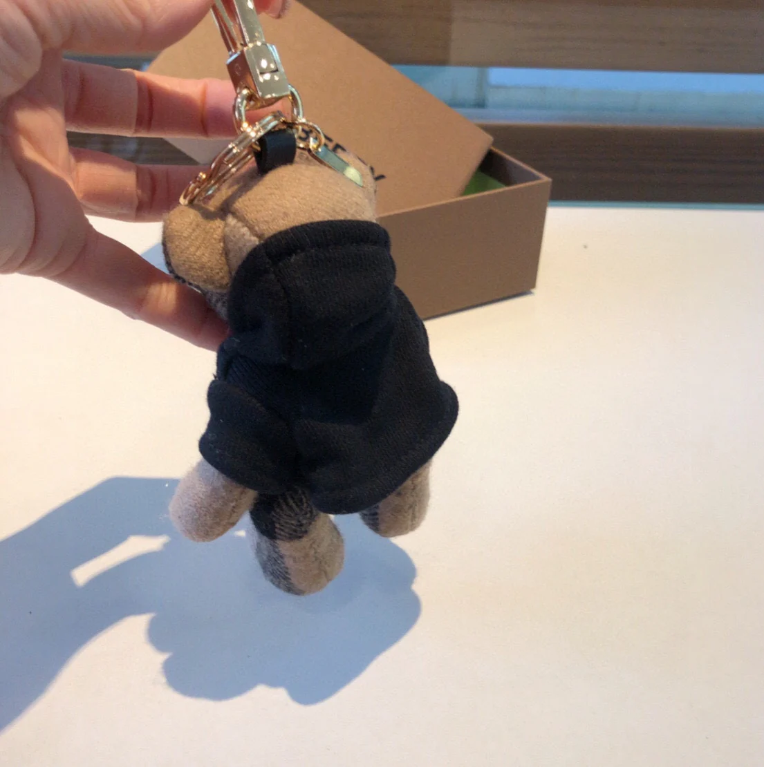 Burberry - Подвеска в виде медведя для толстовки - Черная