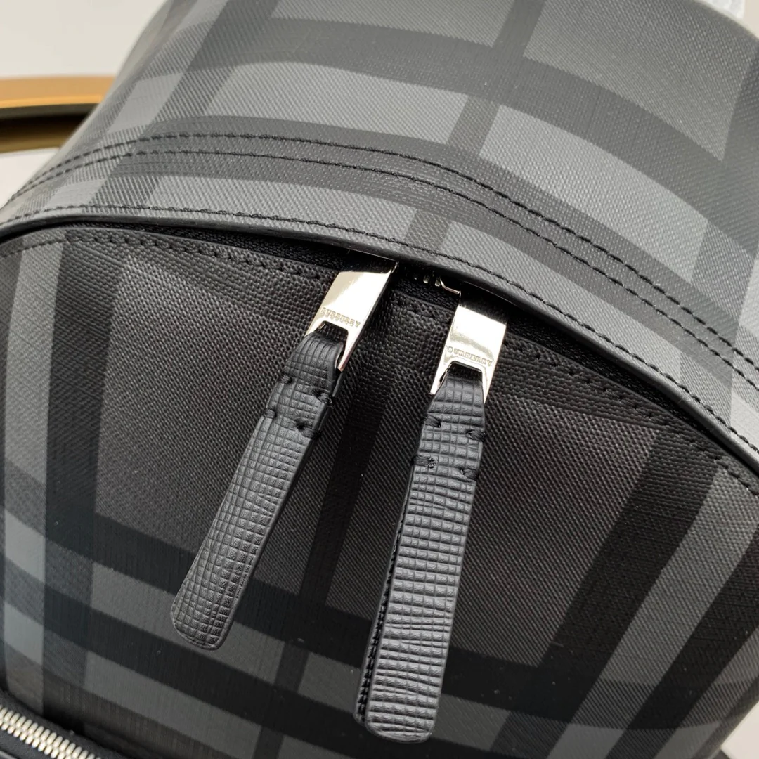 Burberry - Новейший рюкзак в лондонскую клетку - Серый