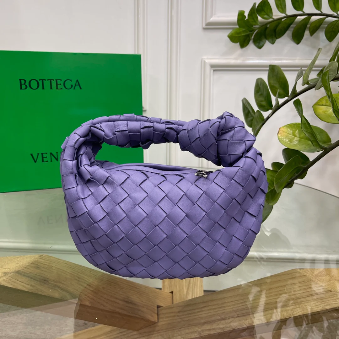 Плетеная круглая сумка-хобо BV Jodie с узлом - Размер 27x22x3 см - 11